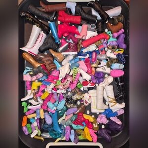 SINGLE Doll Shoes Lot